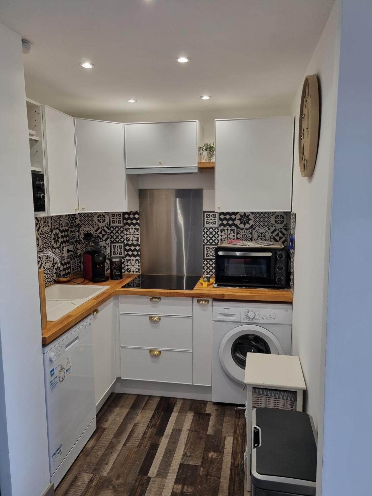 Superbe T2 Tout Confort 3 Etoiles, Entierement Renove Avec Piscine, Parking, Clim, Wifi, Netflix Ла Гранде-Моте Екстериор снимка