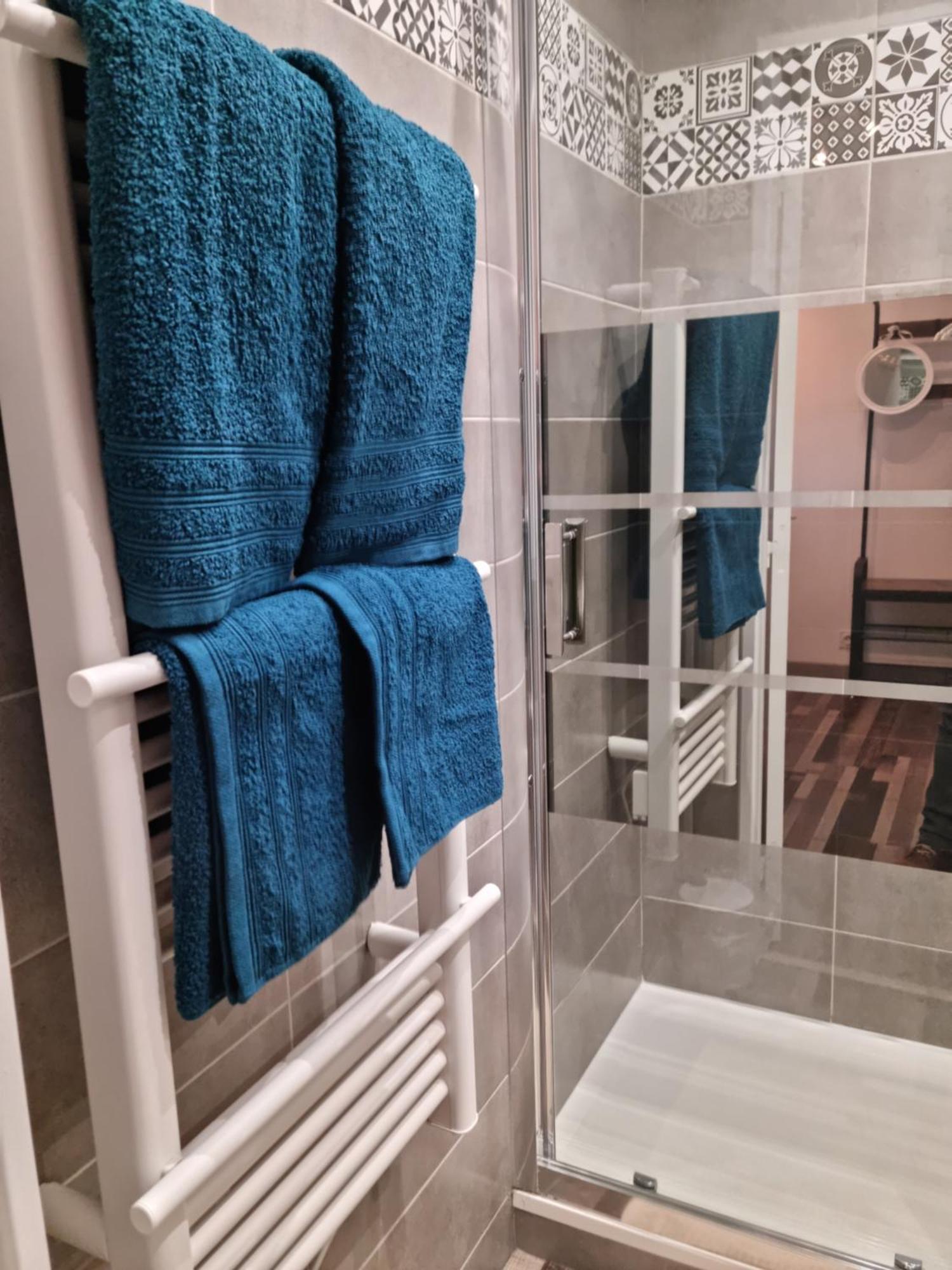 Superbe T2 Tout Confort 3 Etoiles, Entierement Renove Avec Piscine, Parking, Clim, Wifi, Netflix Ла Гранде-Моте Екстериор снимка